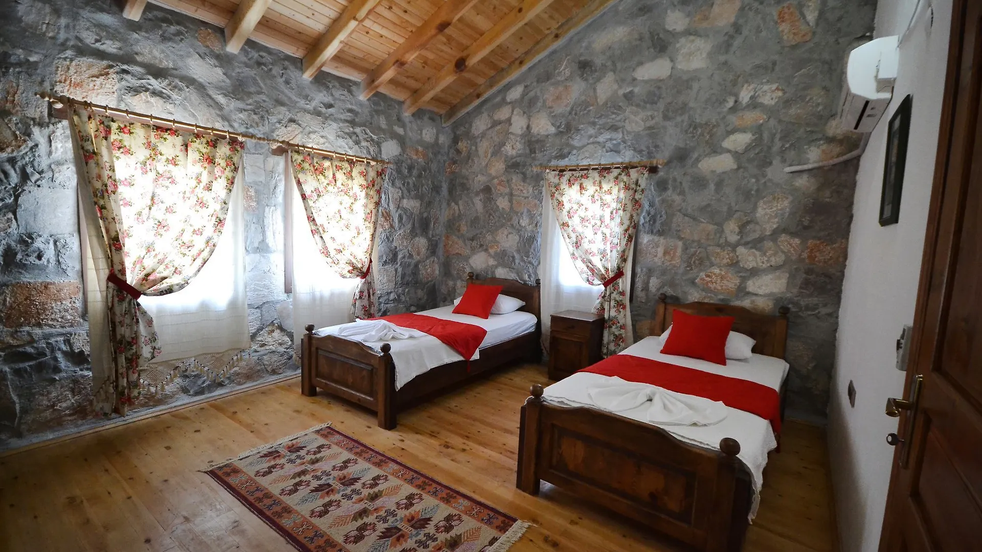 Kay2600 Villa Ferah2 3 Bedrooms Oludeniz